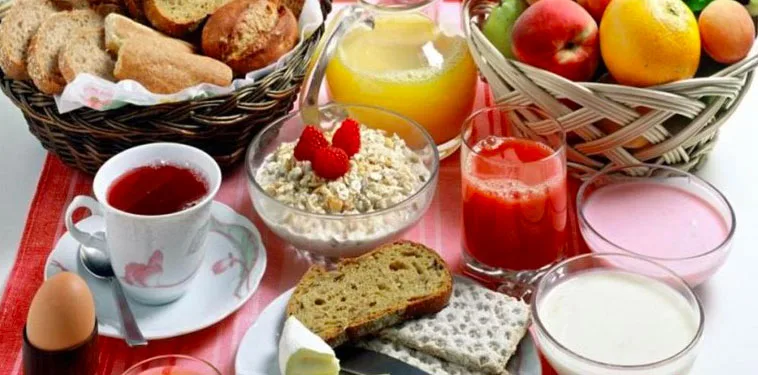 Desayuno en el Hotel Belvedere