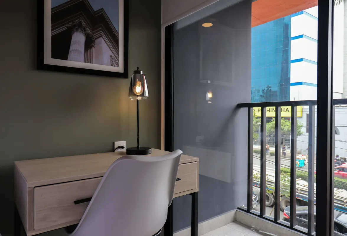 Shining 1BR w/ Perfect Balcony in Miraflores