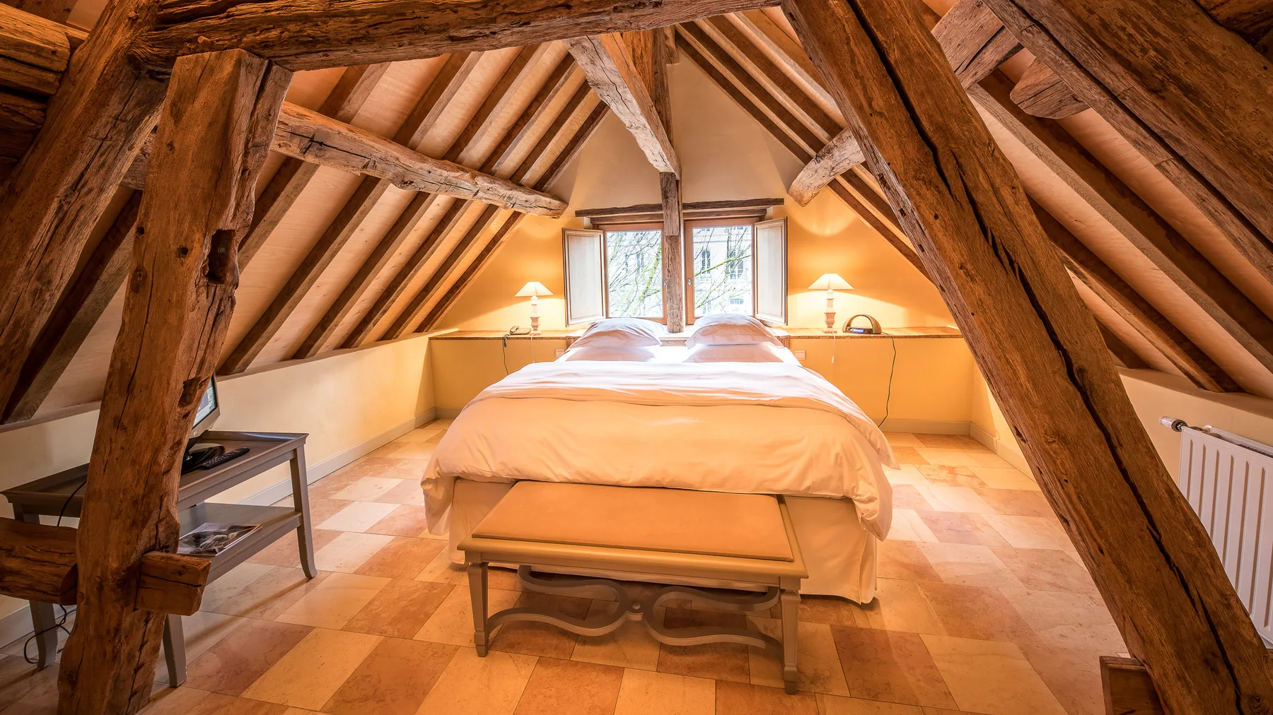 La Maison de Rhodes interior