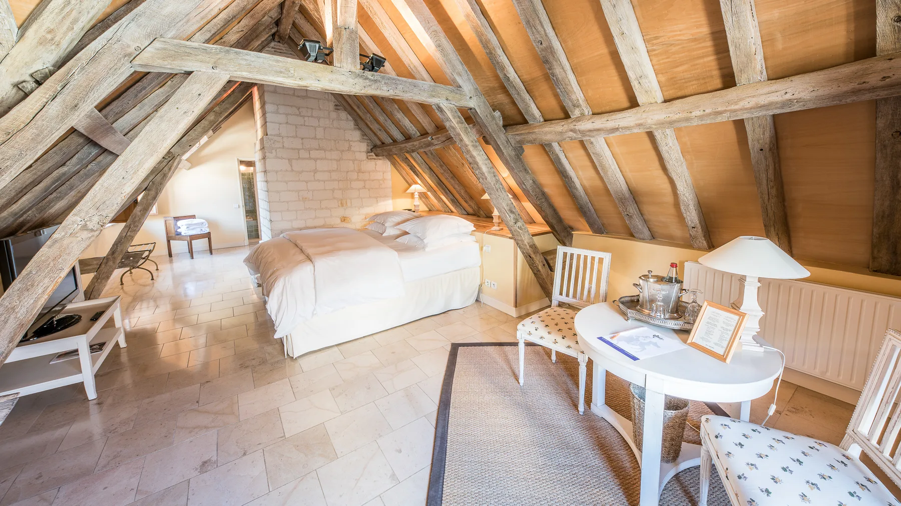 La Maison de Rhodes rooms
