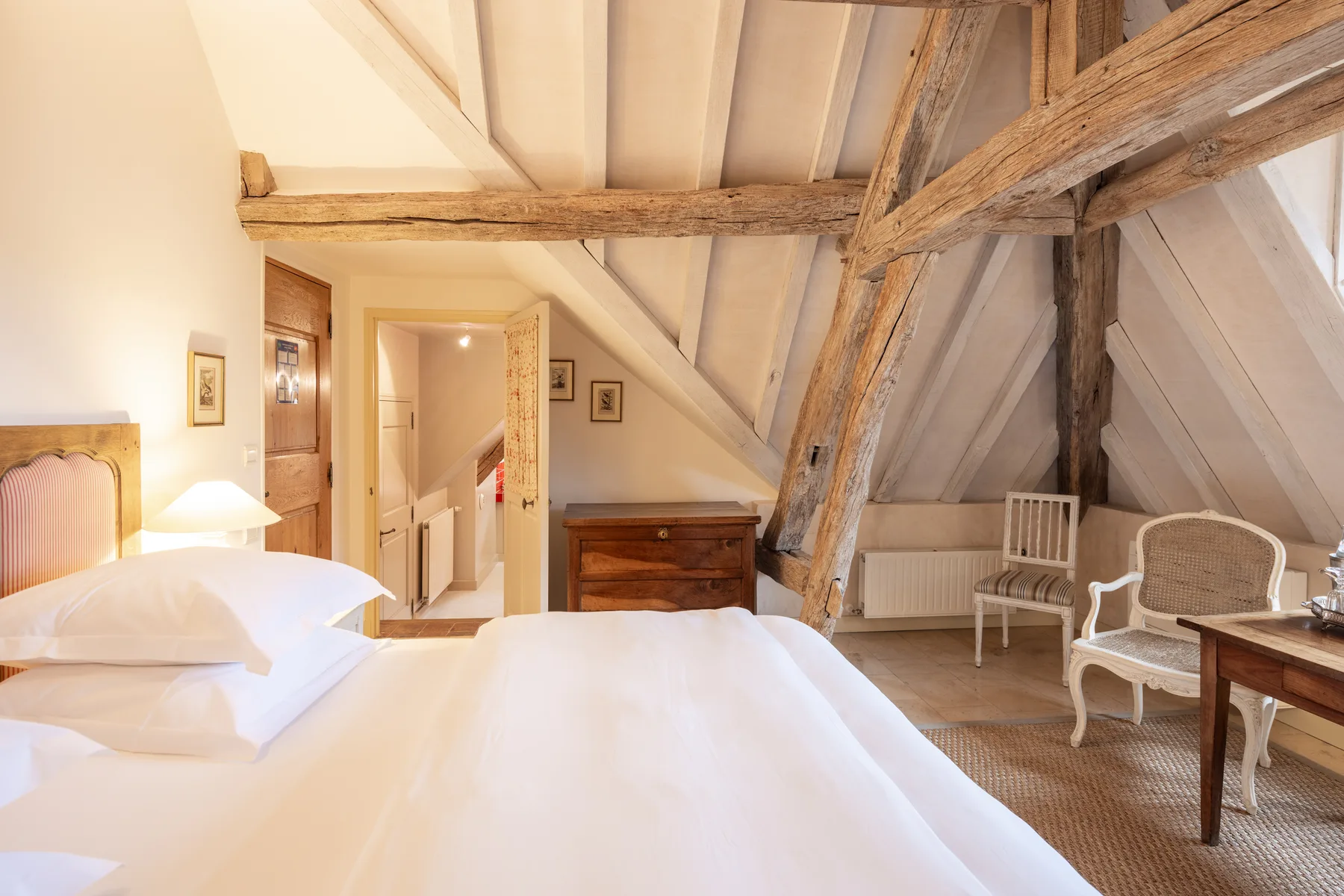La Maison de Rhodes room