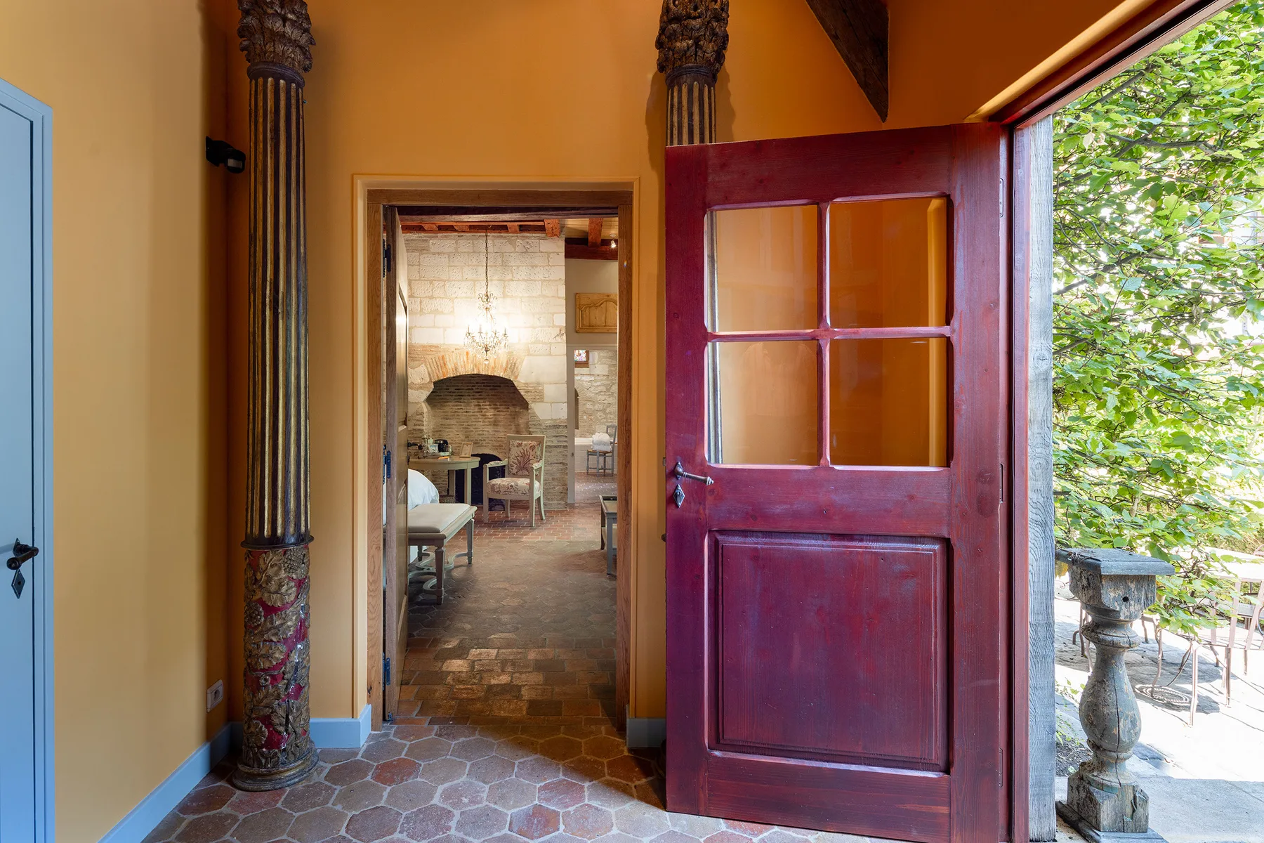 La Maison de Rhodes interior