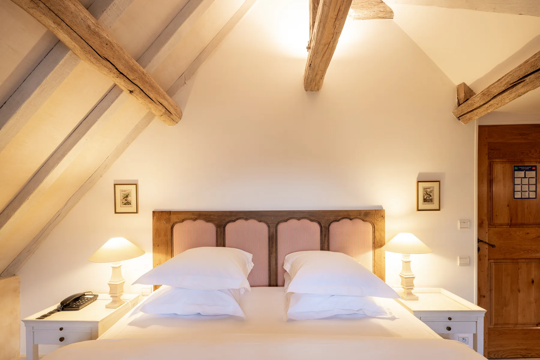 La Maison de Rhodes room
