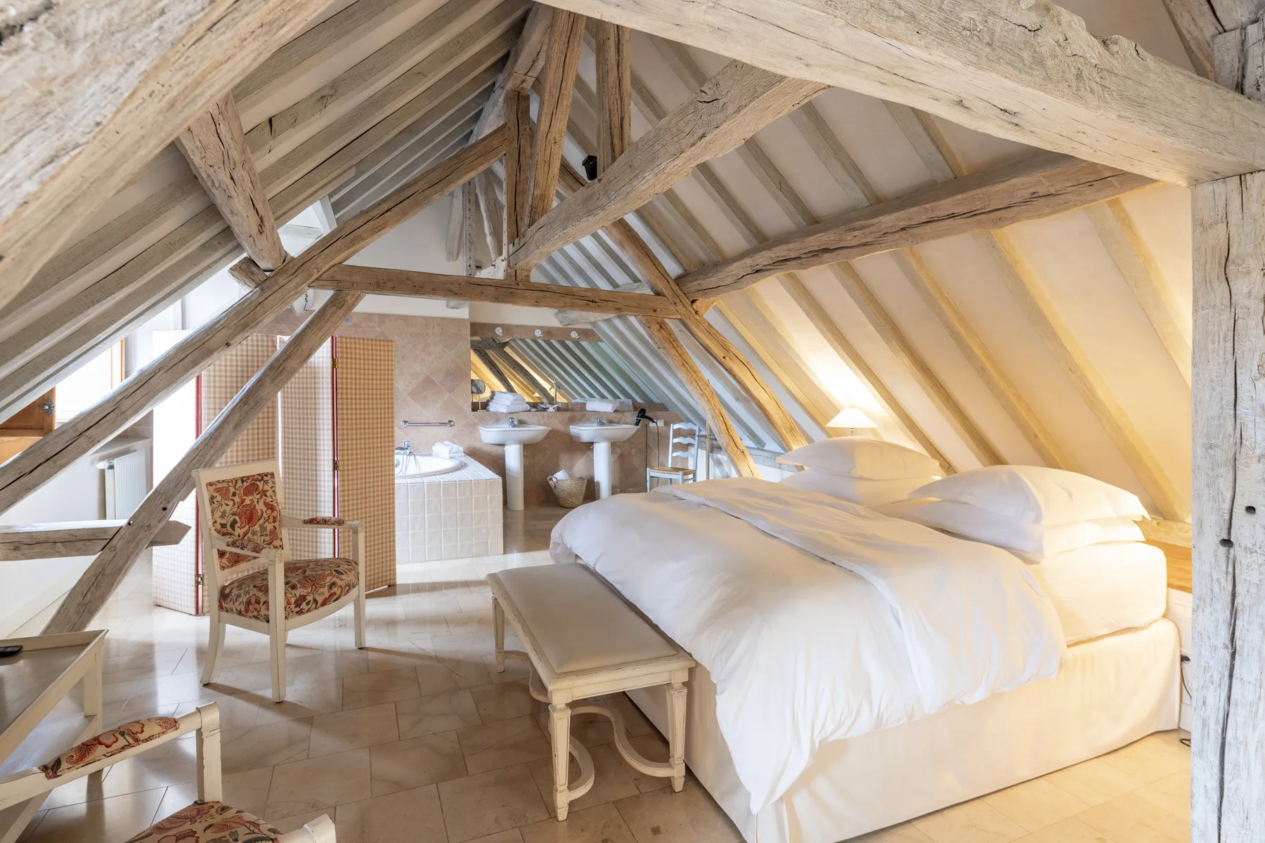 La Maison de Rhodes rooms