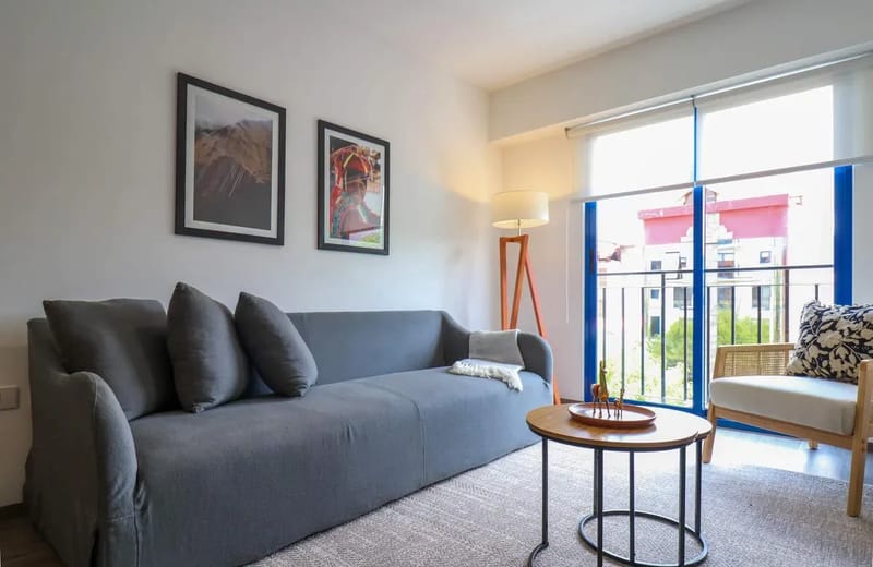 Modern 1BR in Historic Cusco w/ Balcony