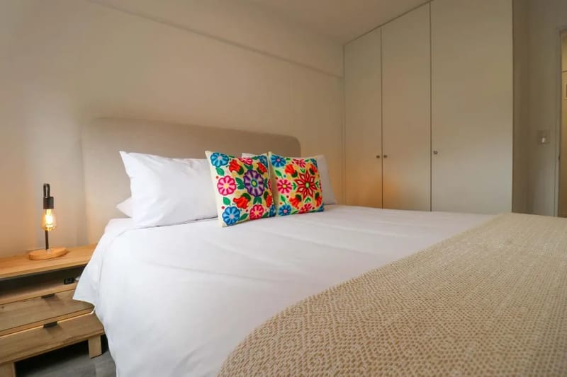 Modern 1BR in Historic Cusco w/ Balcony