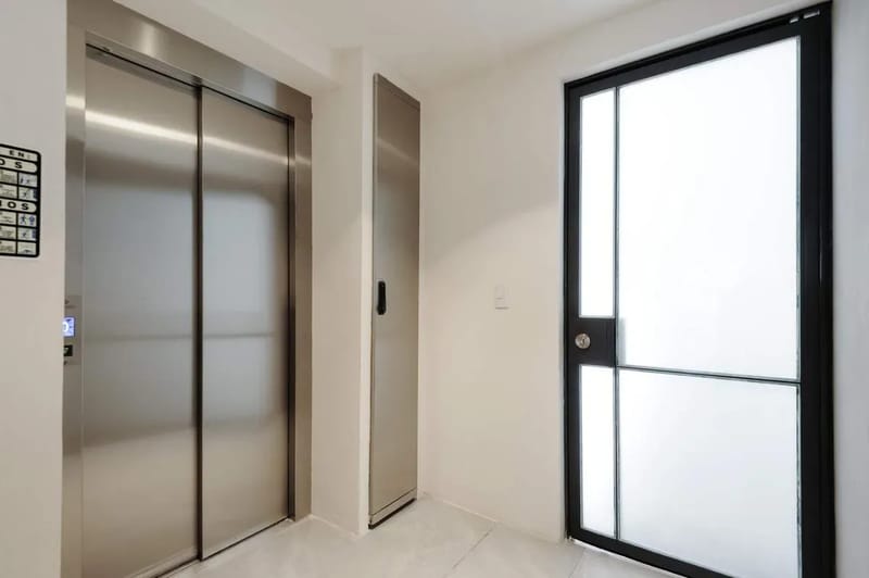 Atemporal 1BR Penthouse w/ Terrace in Reforma