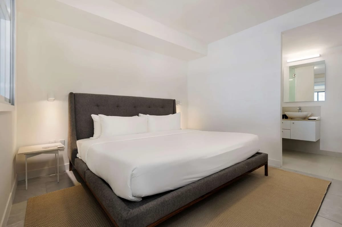 Atemporal 1BR Penthouse w/ Terrace in Reforma