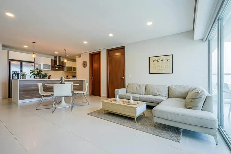 Deluxe 2BR in Costa del Este w/ Balcony