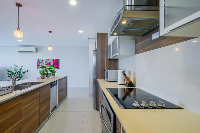 Deluxe 2BR in Costa del Este w/ Balcony