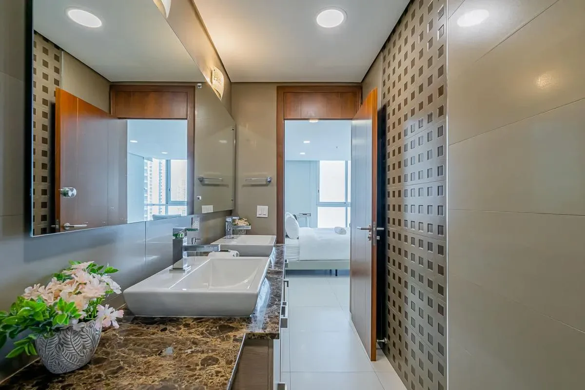 Deluxe 2BR in Costa del Este w/ Balcony