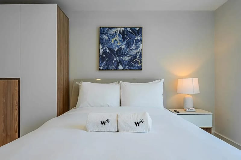 Deluxe 2BR in Costa del Este w/ Balcony