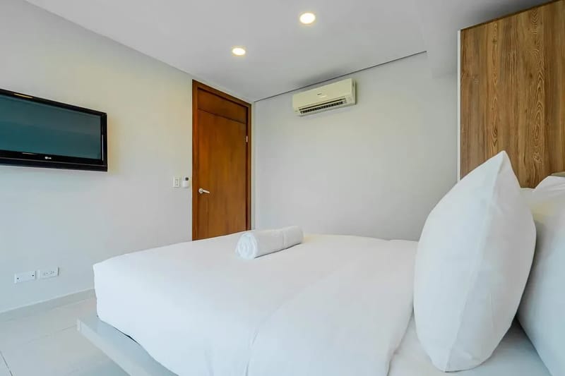 Deluxe 2BR in Costa del Este w/ Balcony