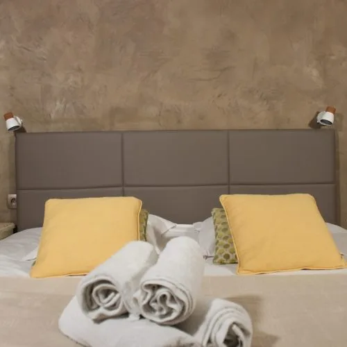 Habitación de hotel en Le Grand Puech, en Mimet