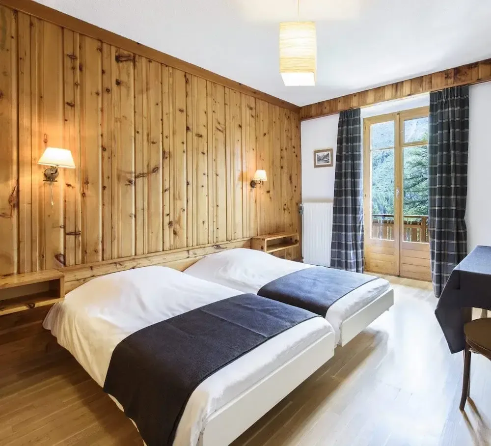 Forest-view room with Swiss stone pine wood