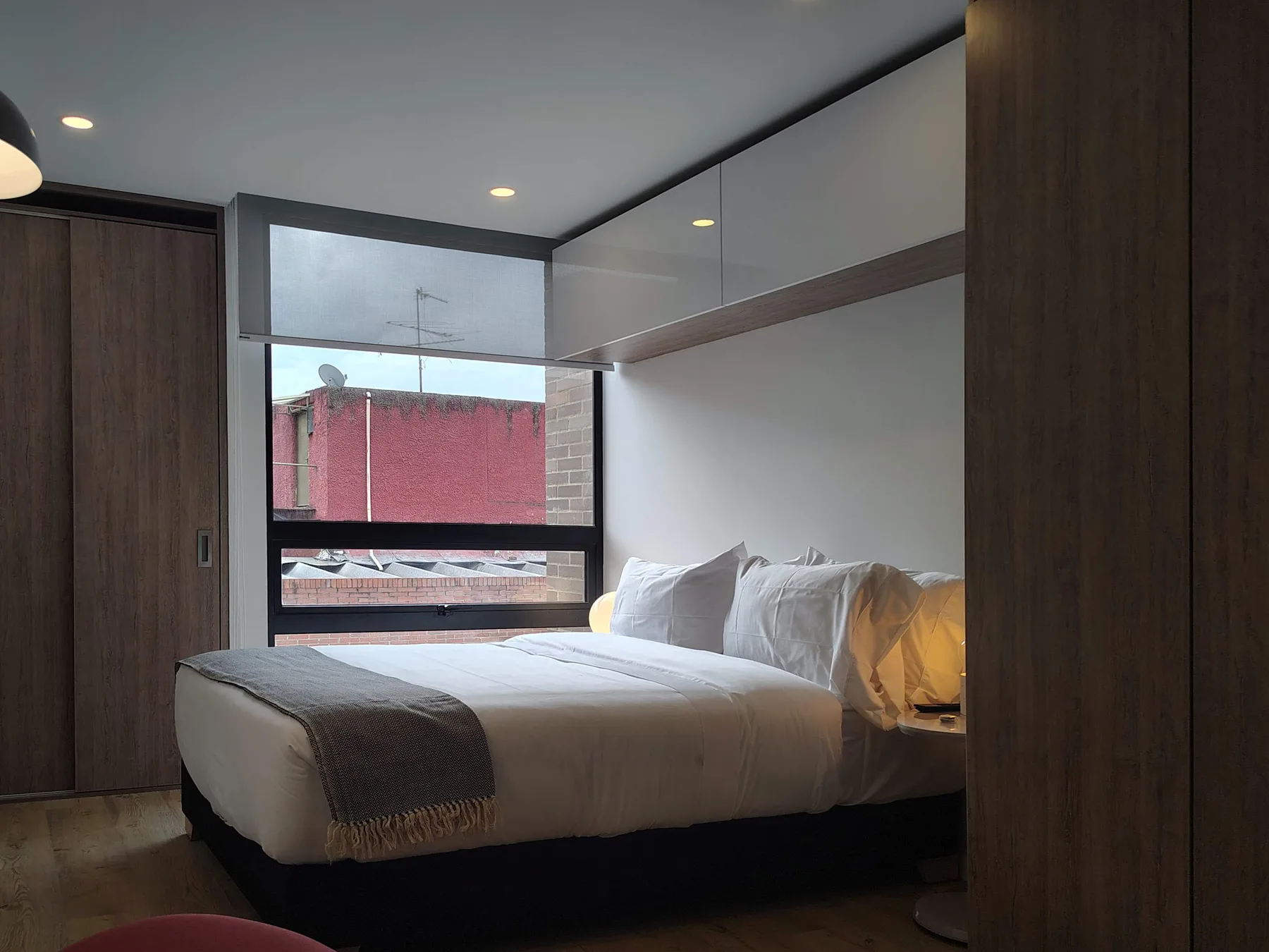 Sunlit Loft in Bogota w/ Gym