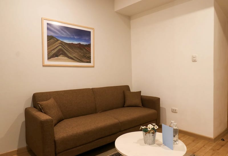 Cozy 1BR in Plaza de Armas w/ Balcony