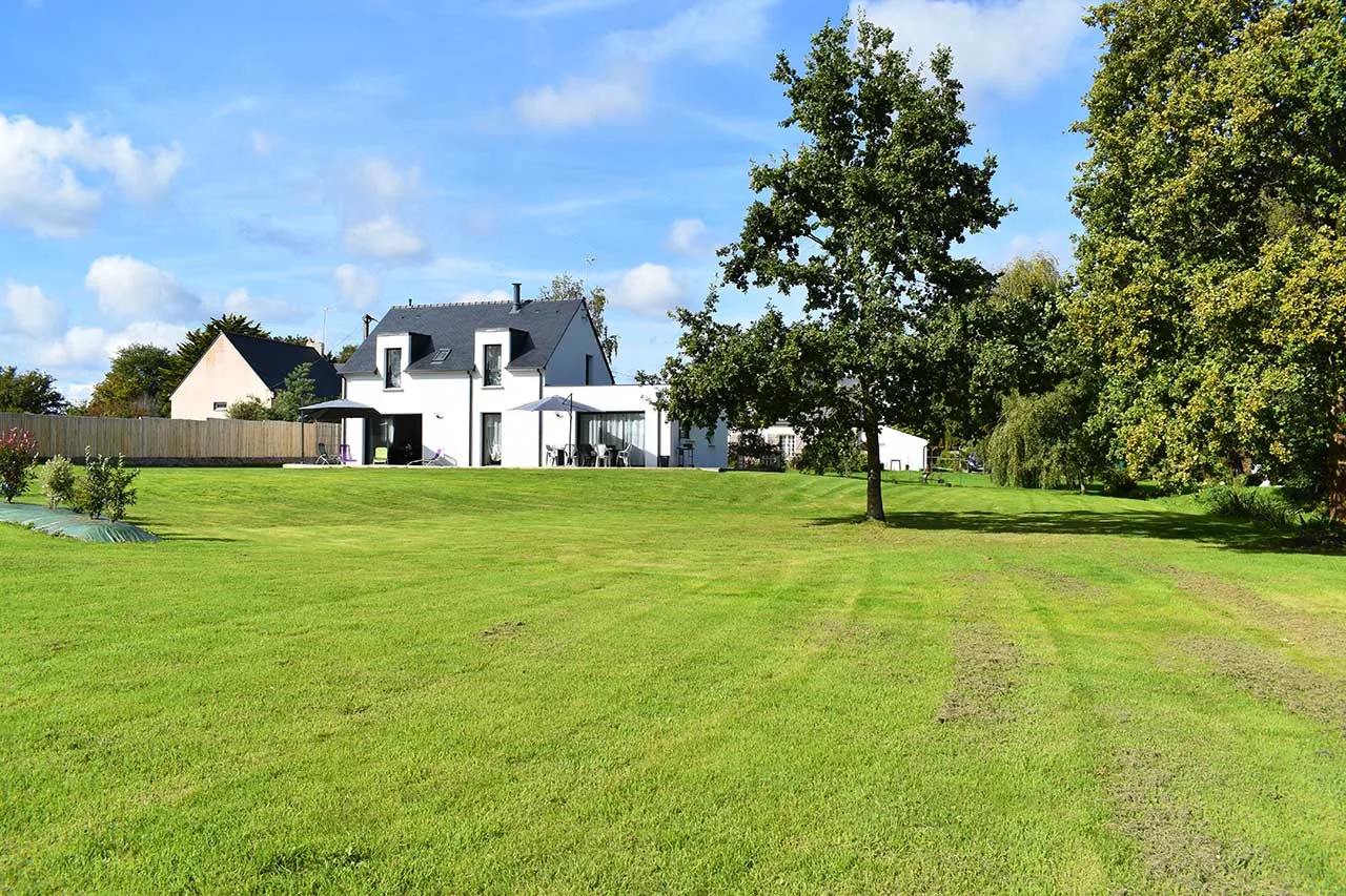 Ar Bradenn Gwidel property