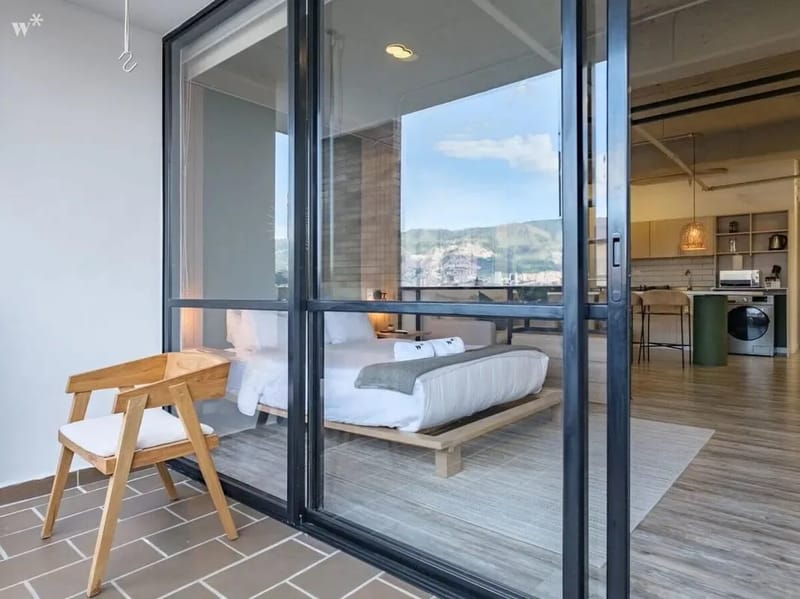 Roomy Loft in Laureles w/ Balcony