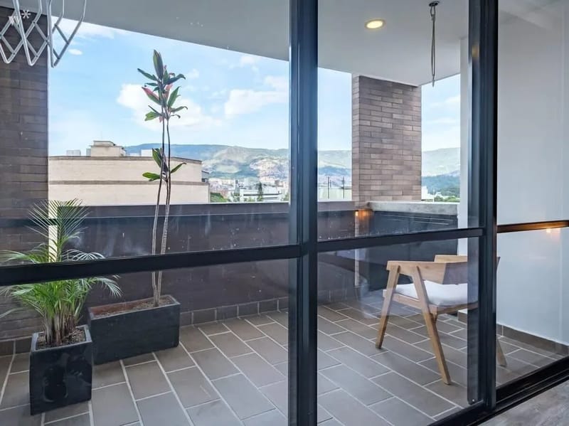 Roomy Loft in Laureles w/ Balcony