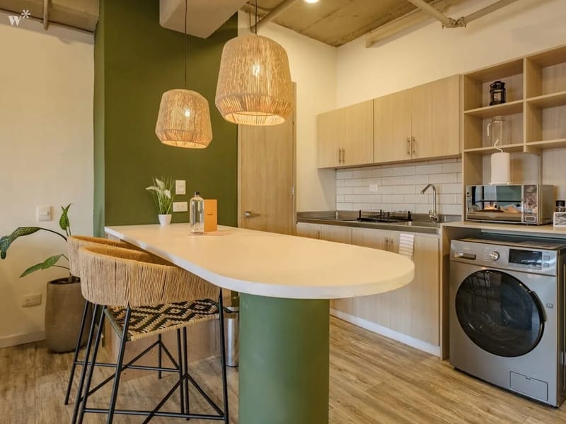 Roomy Loft in Laureles w/ Balcony