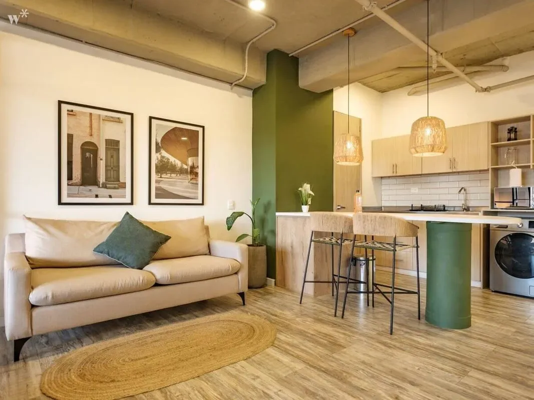 Roomy Loft in Laureles w/ Balcony