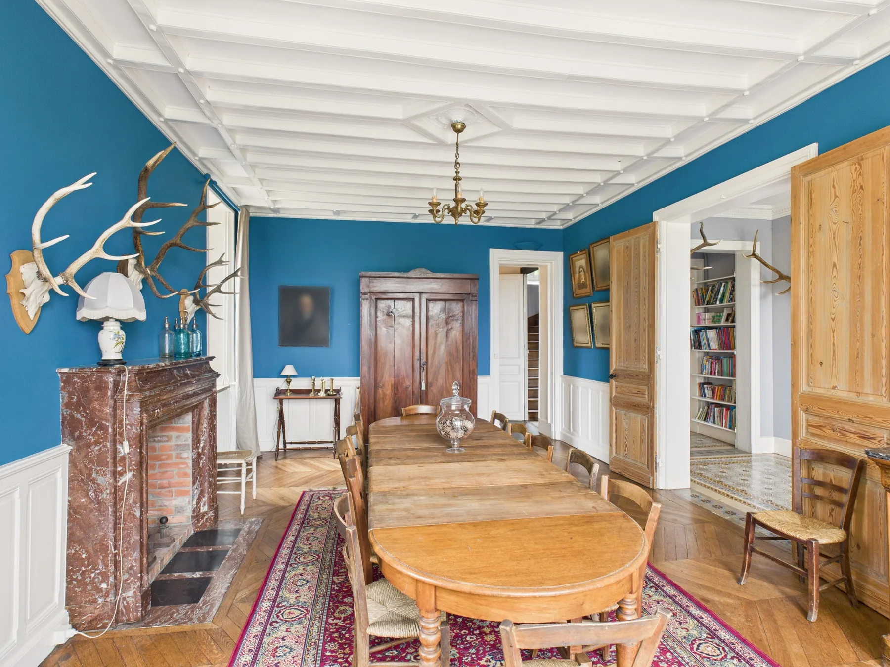 Gran casa señorial en alquiler en Saint-Léon-sur-Vézère