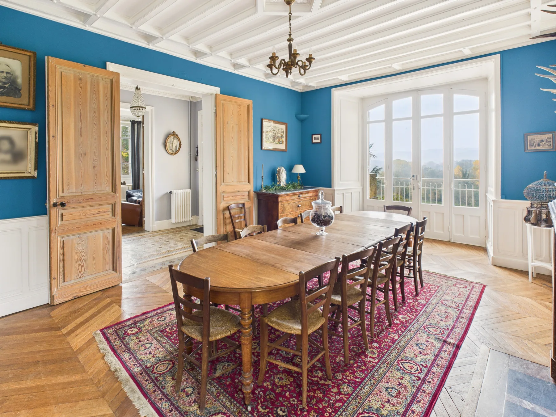 Gran casa señorial en alquiler en Saint-Léon-sur-Vézère