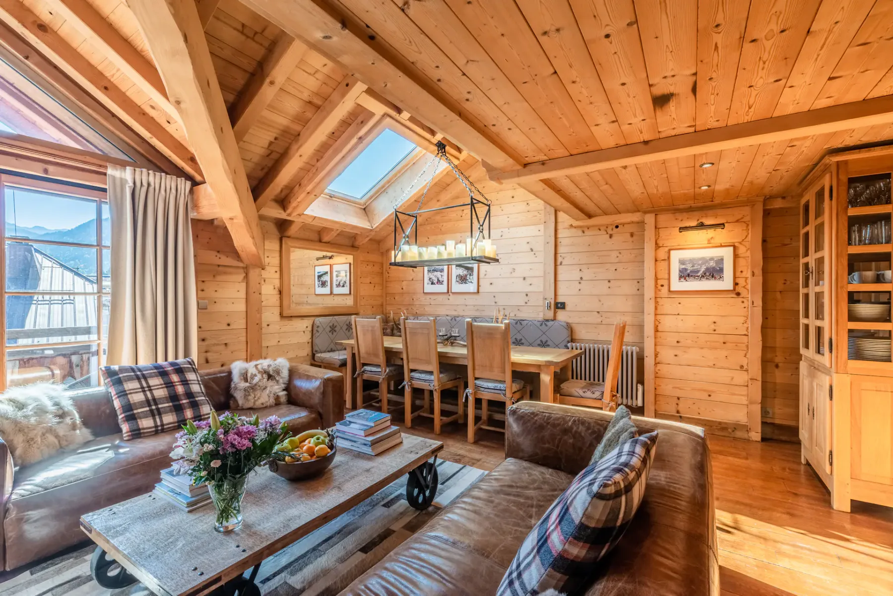 Opulent alpine living room family apartment Garapa Morzine