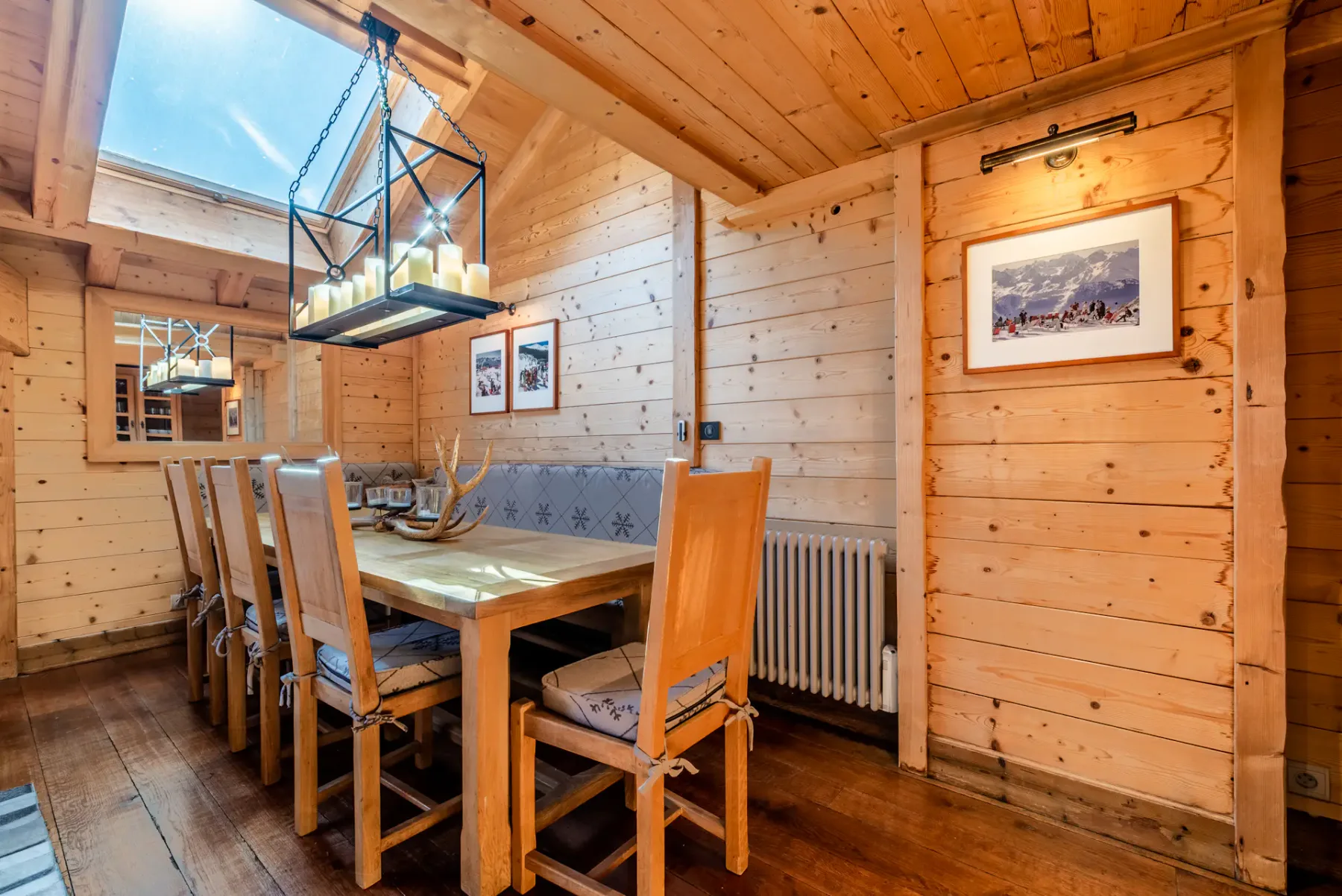 Beautiful open plan dining room family apartment Garapa Morzine