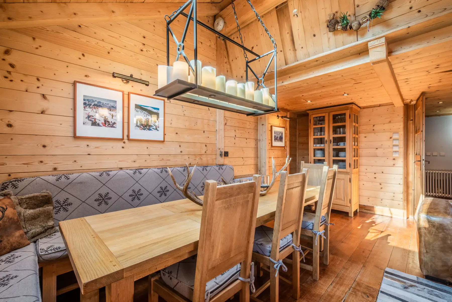 Bright open plan dining room family apartment Garapa Morzine