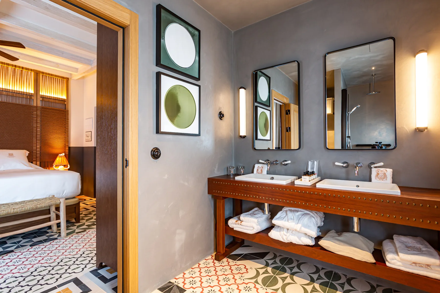 Superior room