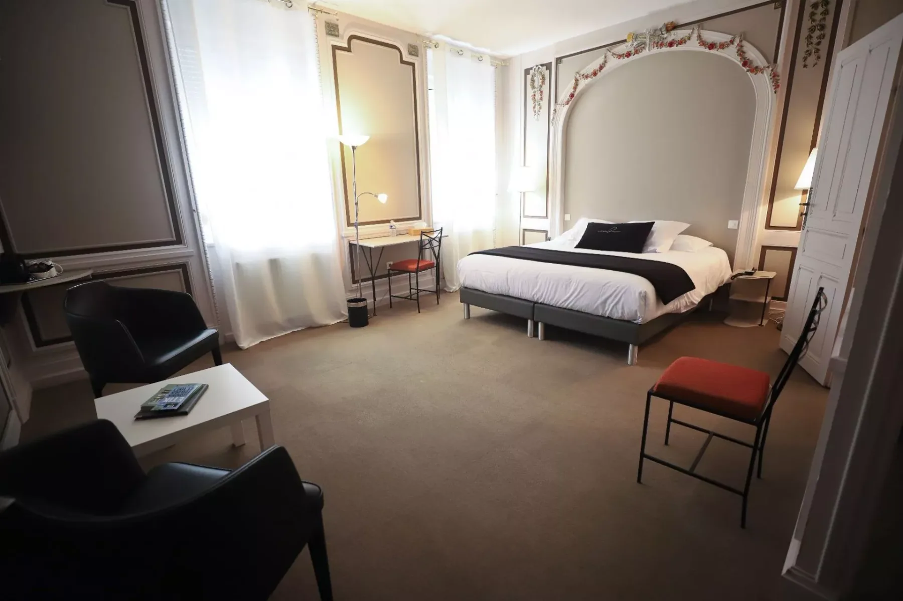 Château Blanchard room photo