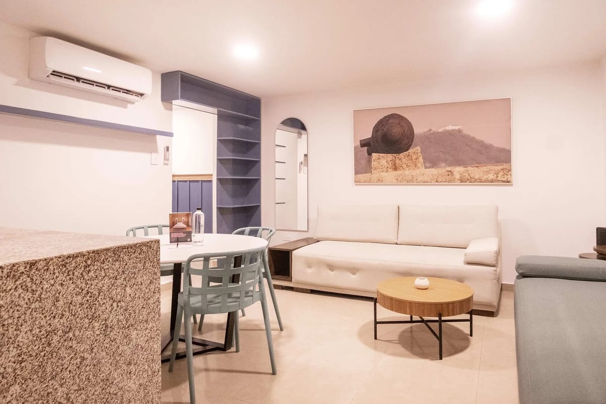 Glorious 2BR w/ AC in Bocagrande