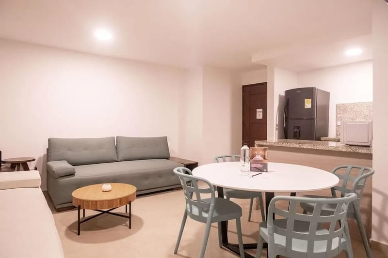 Glorious 2BR w/ AC in Bocagrande