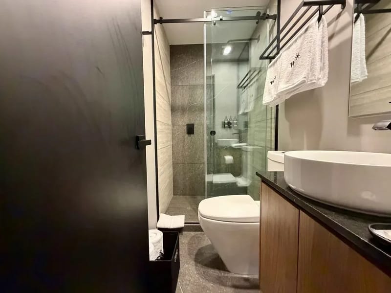 Modern & Cozy 1BR w/ Terrace in Tabacalera