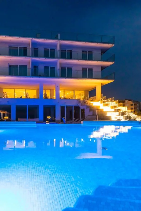 Piscina del hotel