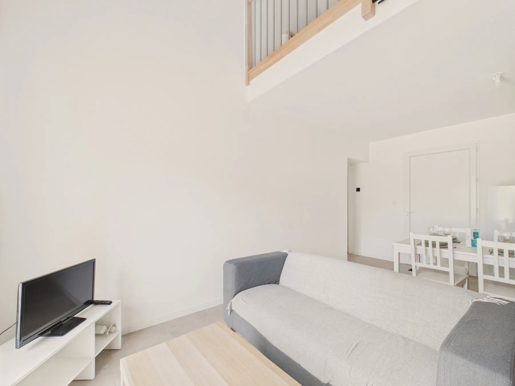 Apartment property gallery photo