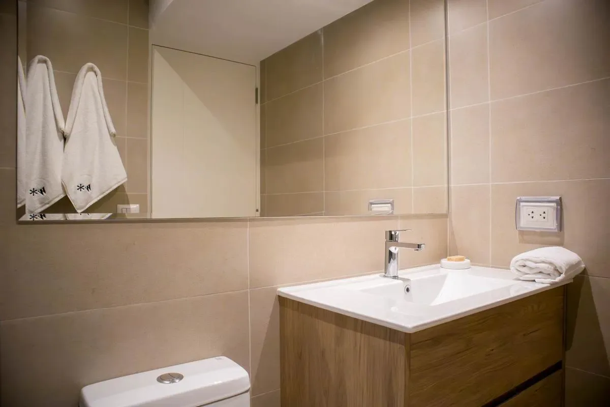 Eco 28 Living 2BR with Pool in Miraflores