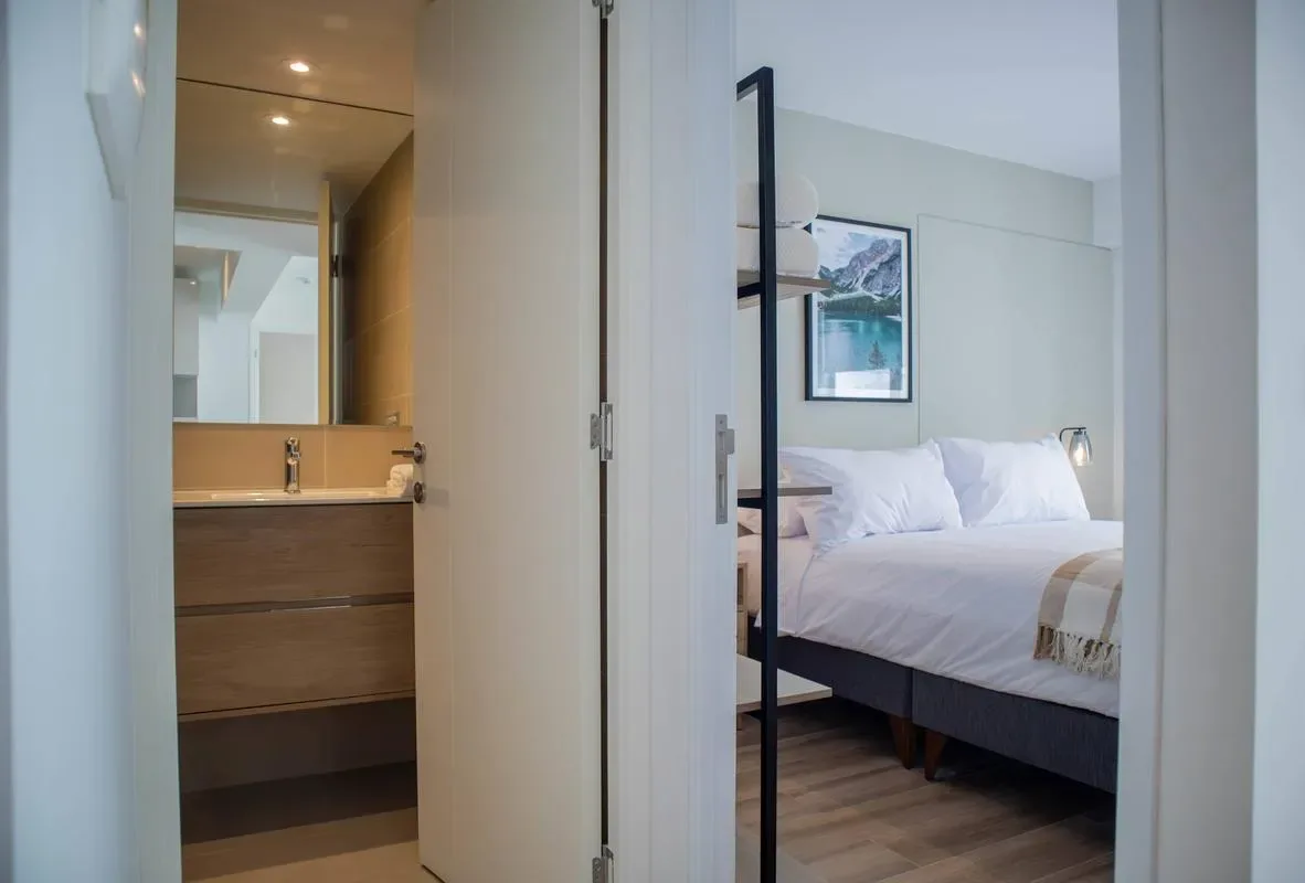 Eco 28 Living 2BR with Pool in Miraflores
