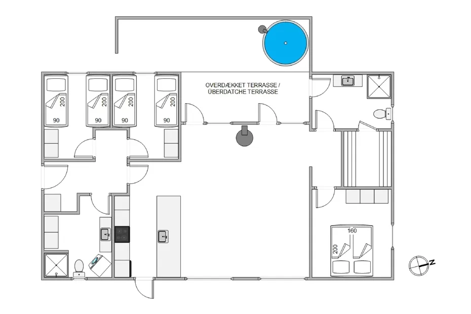 A floor plan shows several bedrooms, a central living area, bathrooms, and a covered terrace.