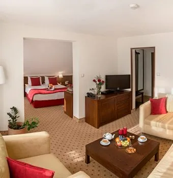 Small suite