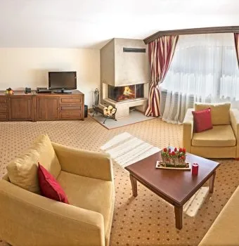 Suite with fireplace
