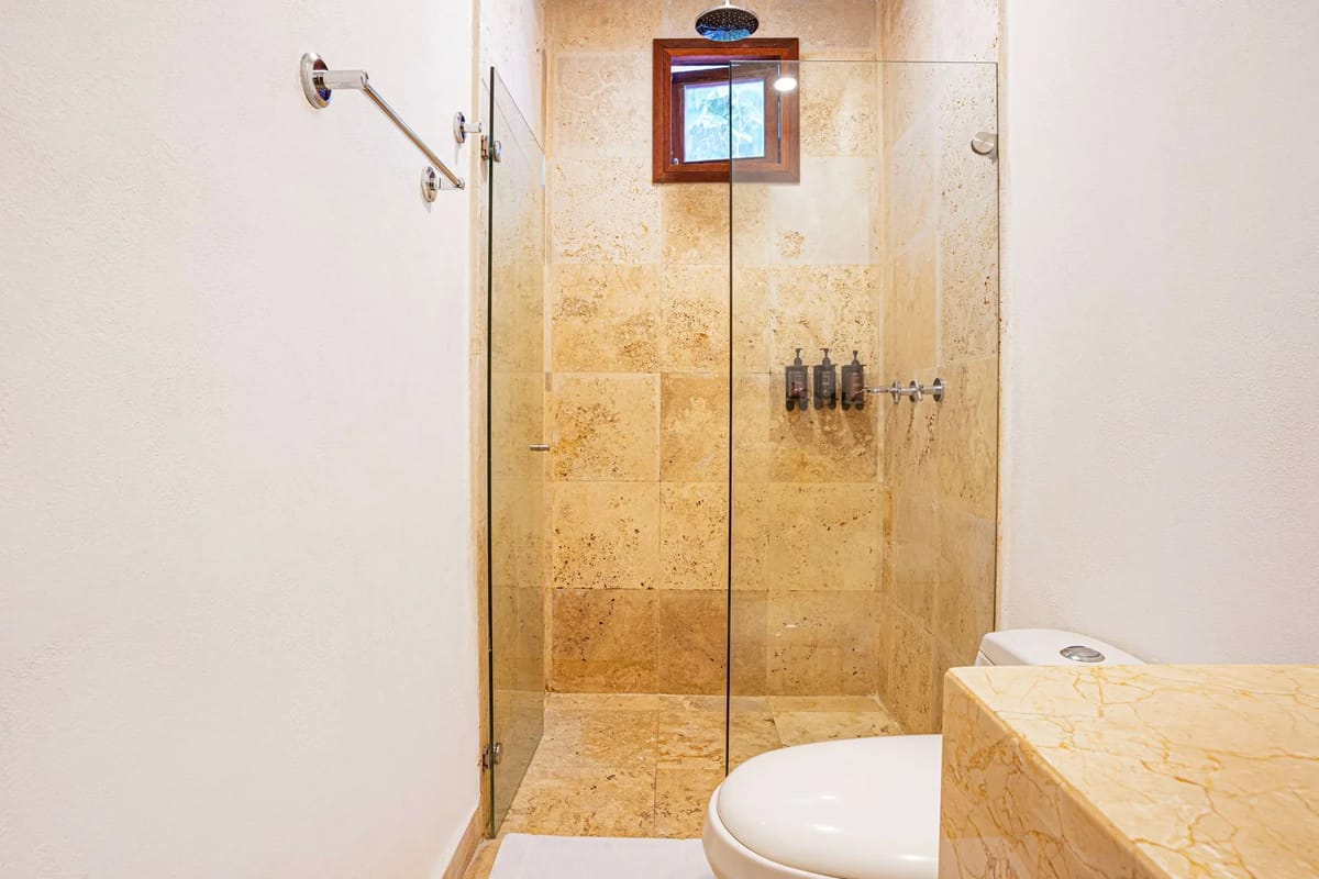 Luxury 2BR w/ AC in Ciudad Amurallada