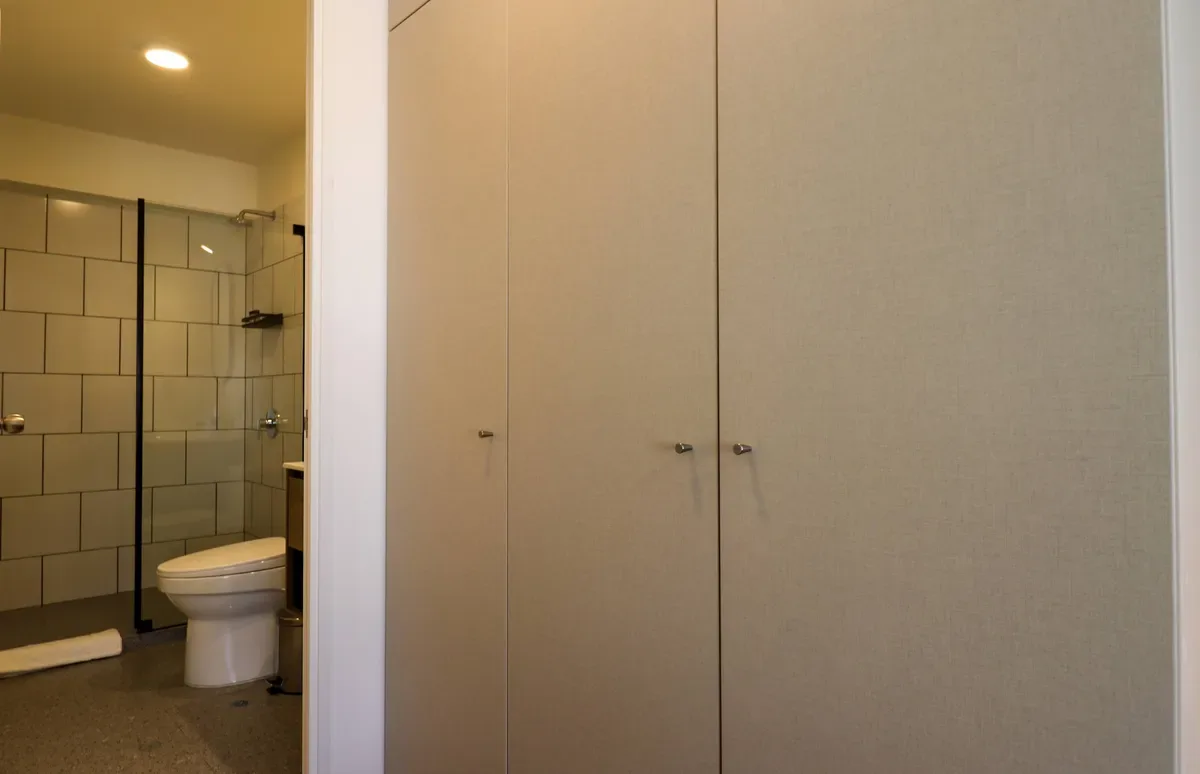 Curated Urban 2BR w/ Balcony in Miraflores