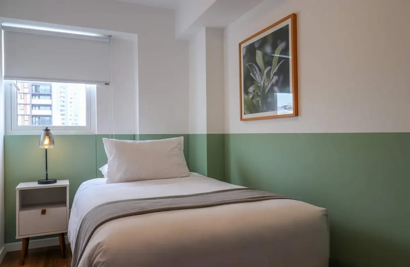 Curated Urban 2BR w/ Balcony in Miraflores