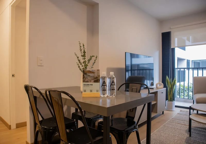 Magnificent 2BR w/ Balcony in Miraflores