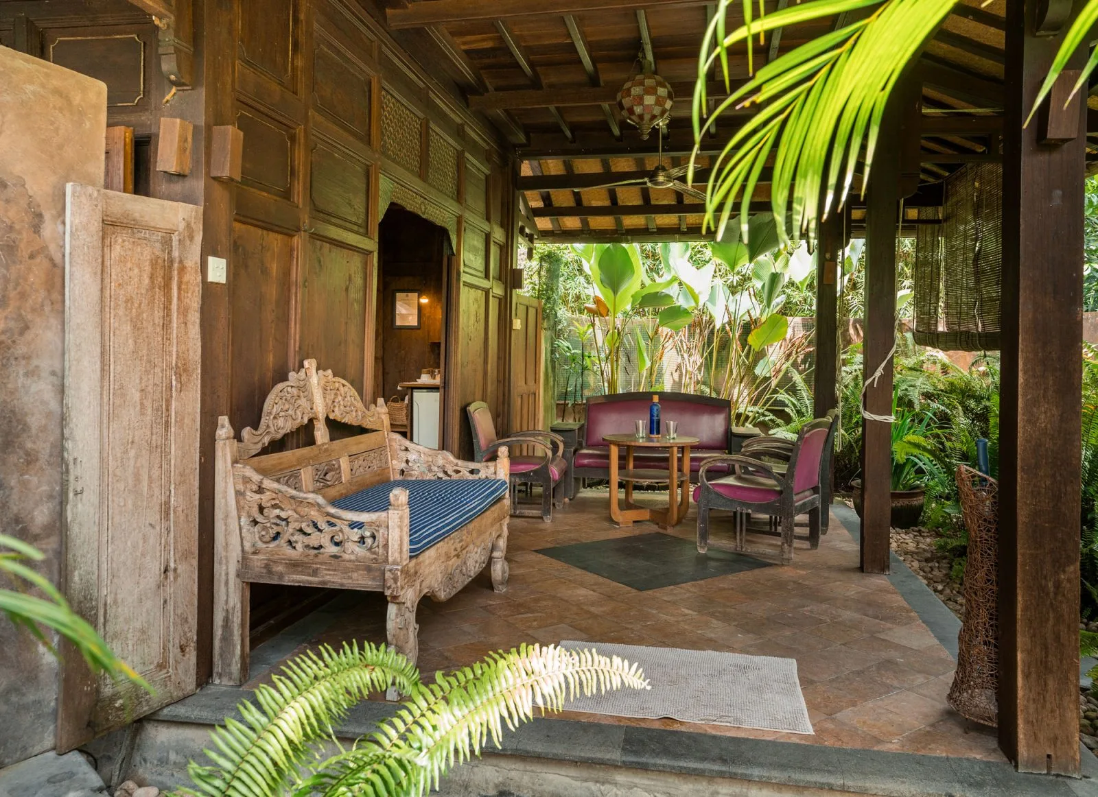 Bungaló 2 de Yabbiekayu en un entorno de vegetación exuberante