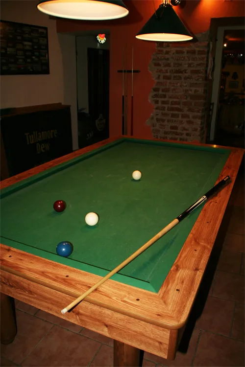 Karambol billiards at the Whisky Pub