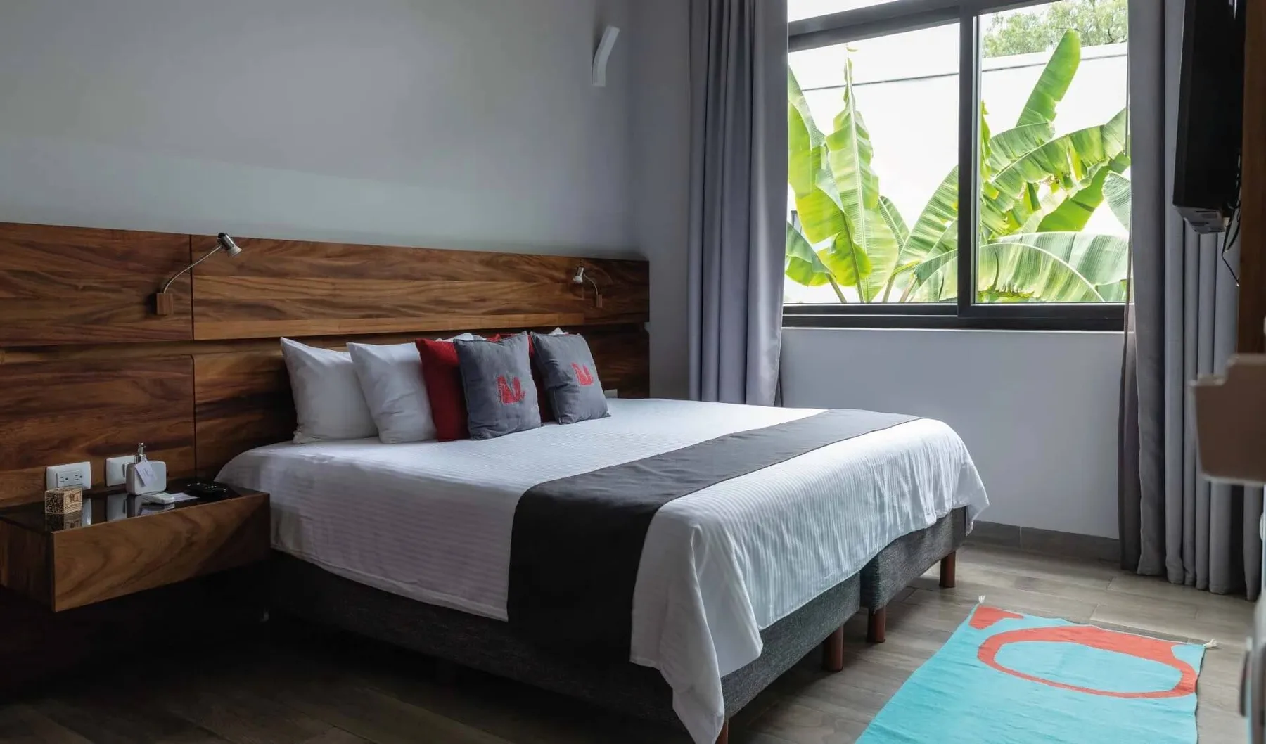Junior suite with green-area view